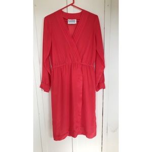 Vintage DVF✨ poppy red dress